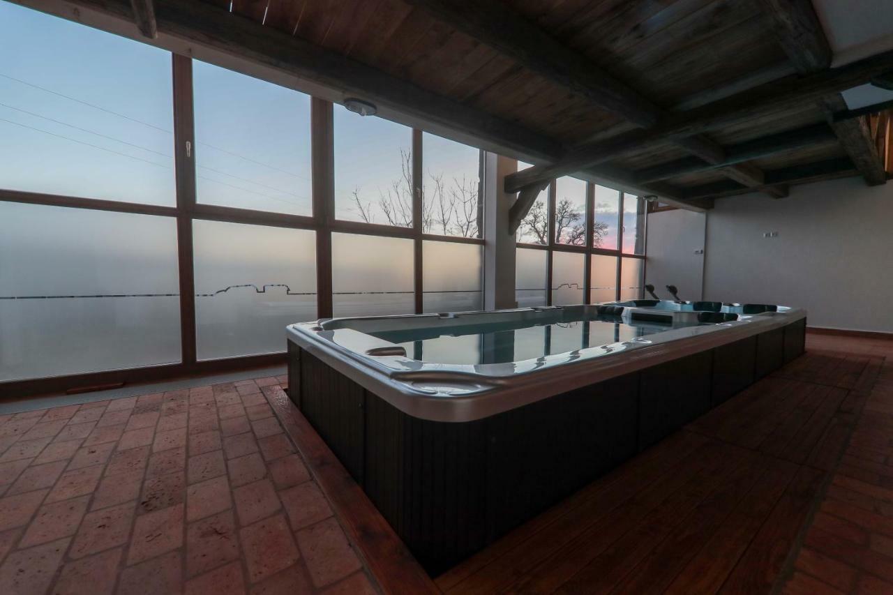 Country House Na Skaluc Guest House Lasko Exterior photo